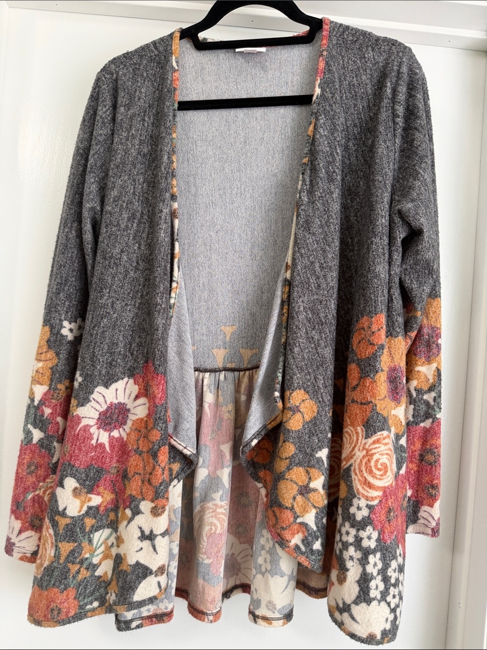LuLaRoe Nanette Gray Floral Open-Front Women's Cardigan Sweater Small S